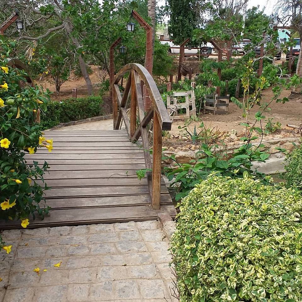 Capa de Jardim Cafeteria e Petiscos