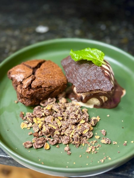CRUNCHBROWNIE COM SORVETE DE CAPUCCINO